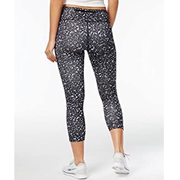 NWT Nike Dri-Fit crop running pants - Picture 2 of 6